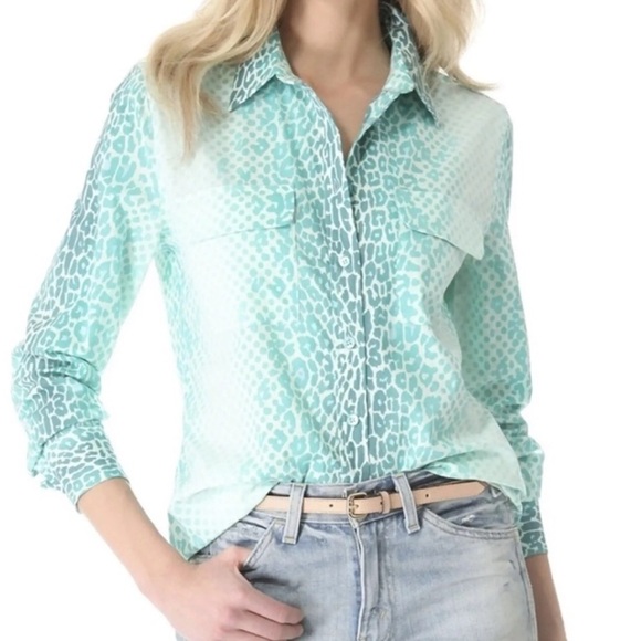Equipment Femme Ombre Green Animal Print Top – Size Large - Picture 2 of 9